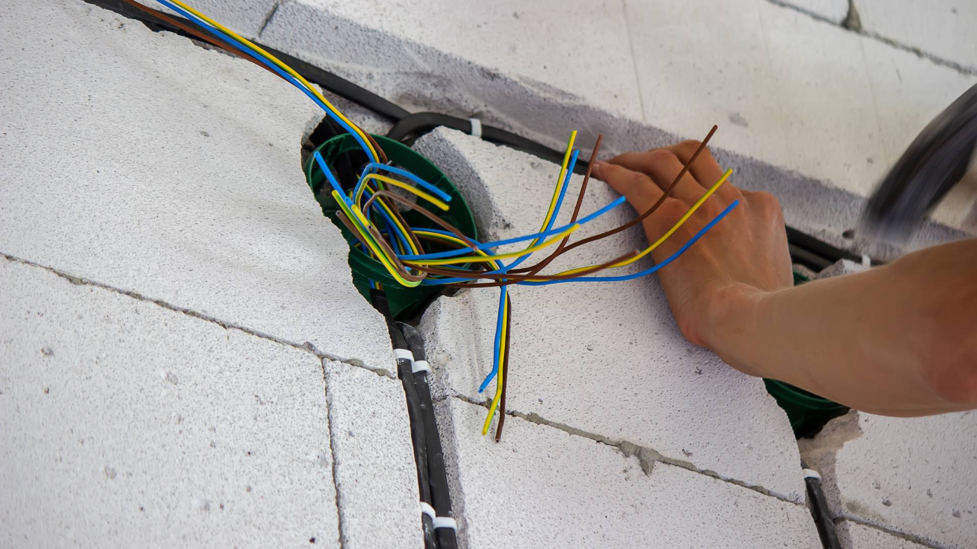 Running new electrical wiring through a wall